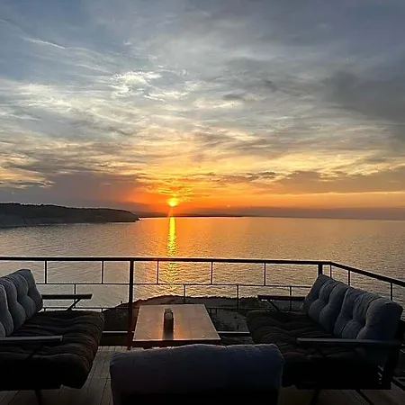 Marina Fener & Hotel *