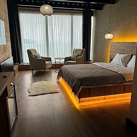 Marina Fener & Hotel *